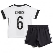 Tyskland Joshua Kimmich #6 Hemmaställ Barn VM 2022 Korta ärmar (+ Korta byxor)